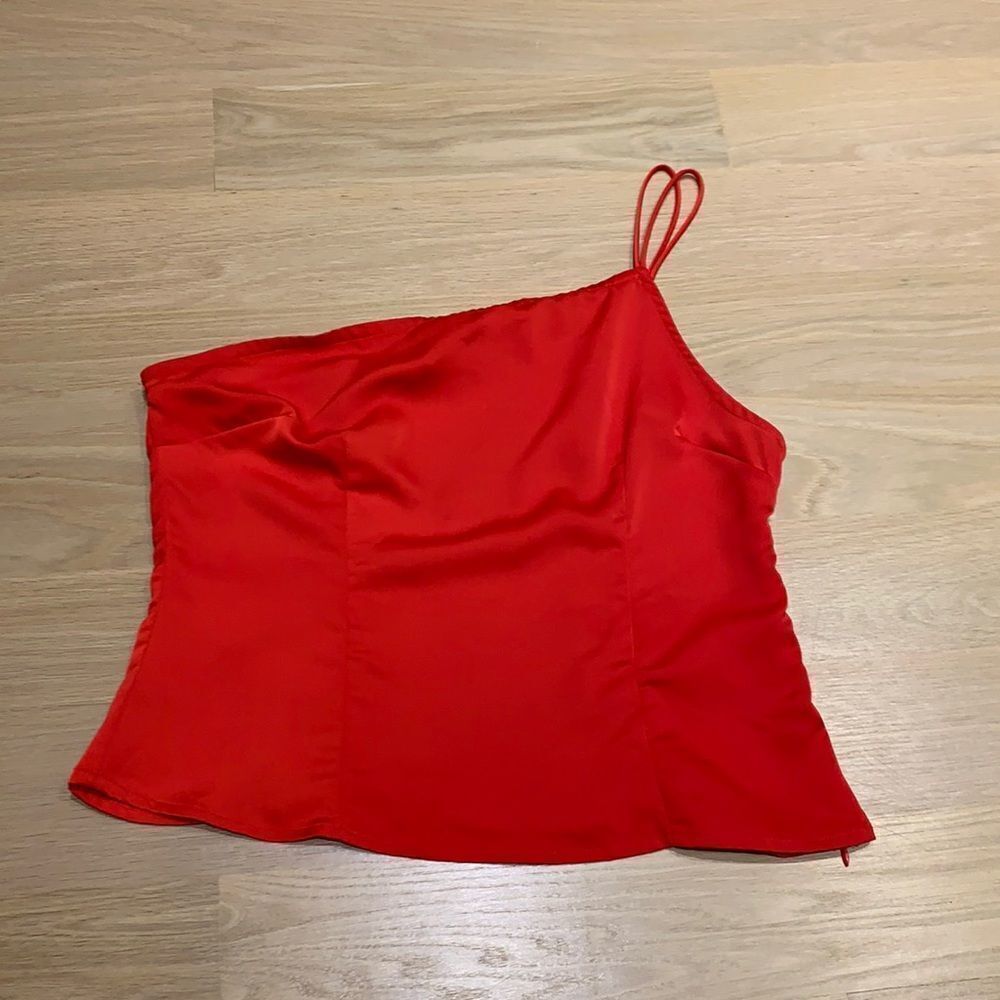 One shoulder satin top 